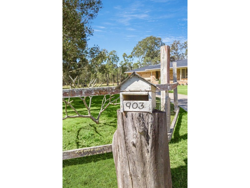 903 London Road, Chandler QLD 4155