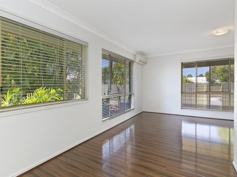 17 Poinciana Avenue, Victoria Point QLD 4165