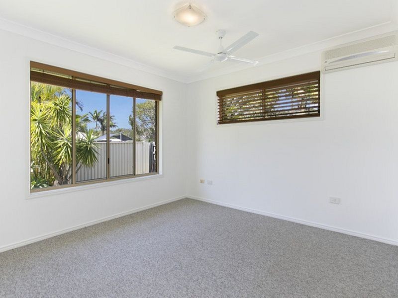 17 Poinciana Avenue, Victoria Point QLD 4165