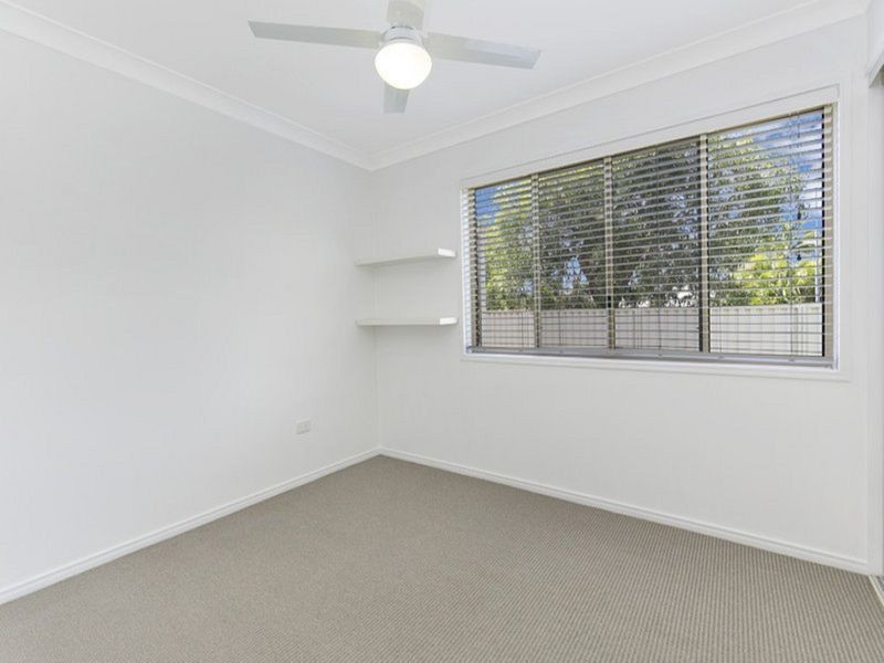 17 Poinciana Avenue, Victoria Point QLD 4165