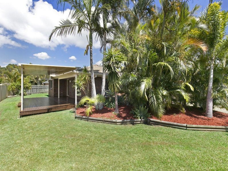 17 Poinciana Avenue, Victoria Point QLD 4165