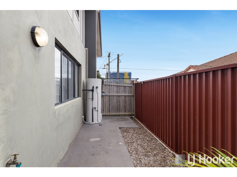 2/9 Homer Street, Cleveland QLD 4163