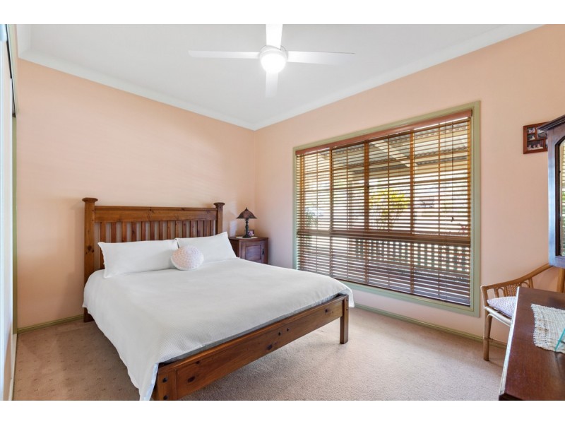 17 Flamingo Crescent, Thornlands QLD 4164