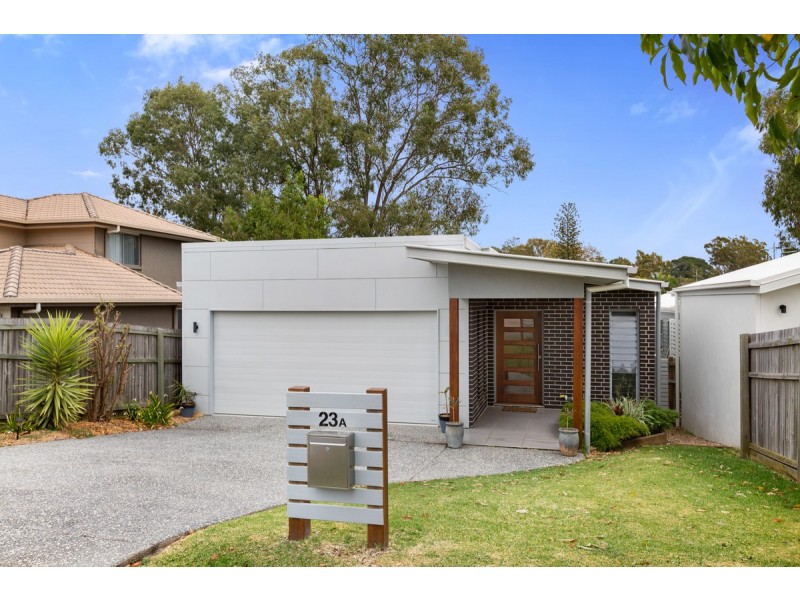23a Magnetic Place, Redland Bay QLD 4165