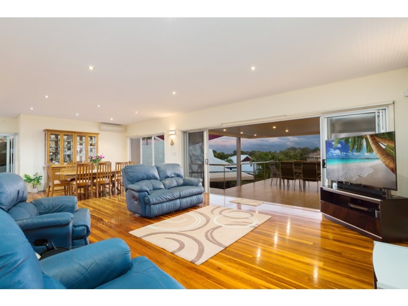 16 Rachel Place, Thornlands QLD 4164