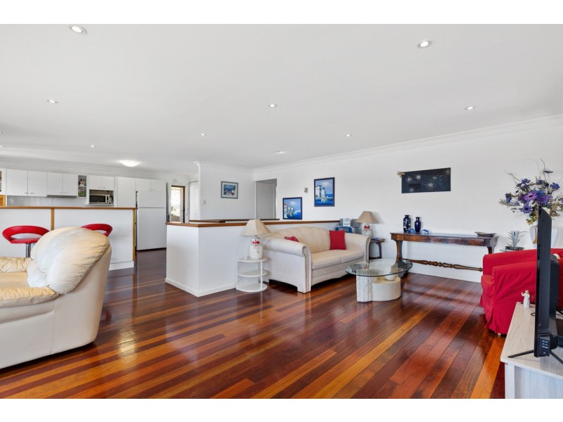 4 Yarran Street, Victoria Point QLD 4165