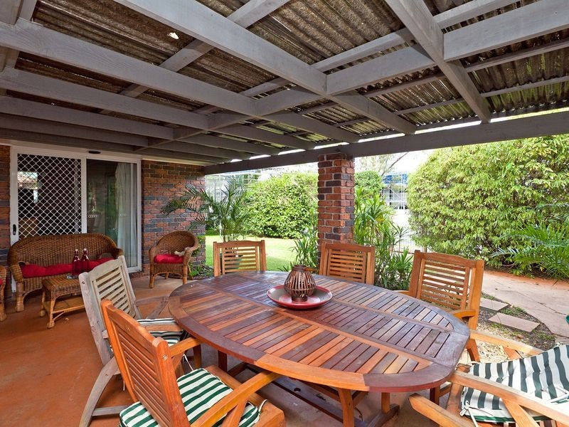1 Fryar Street, Victoria Point QLD 4165