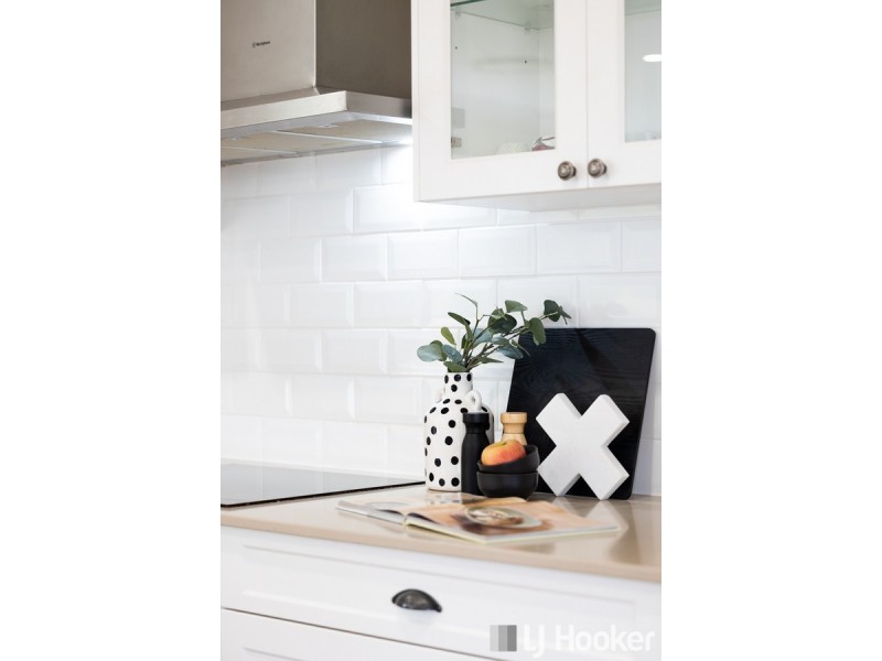 28 Birdwood Road, Birkdale QLD 4159