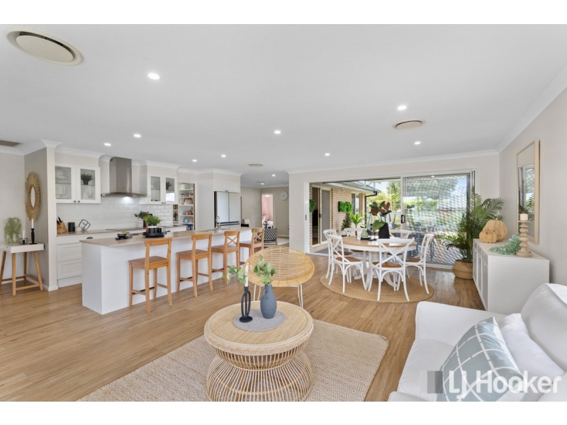 28 Birdwood Road, Birkdale QLD 4159