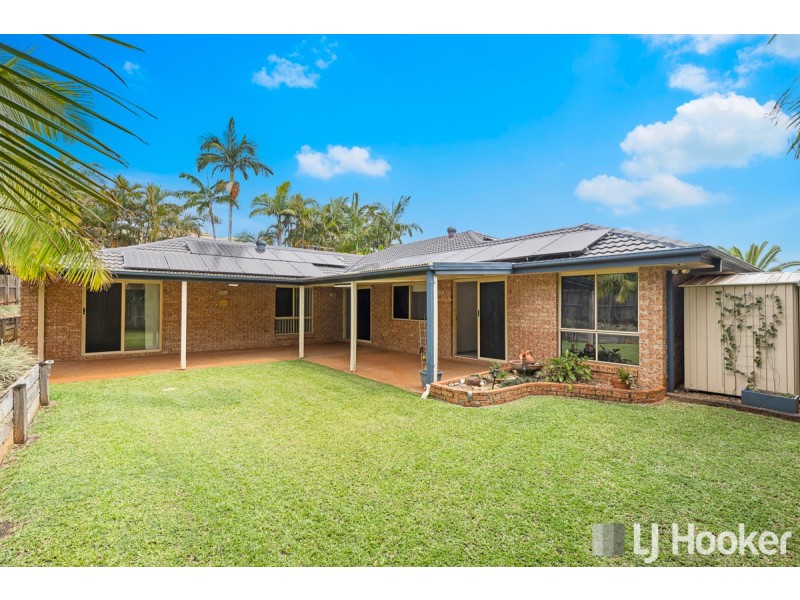 18 Roger Court, Redland Bay QLD 4165