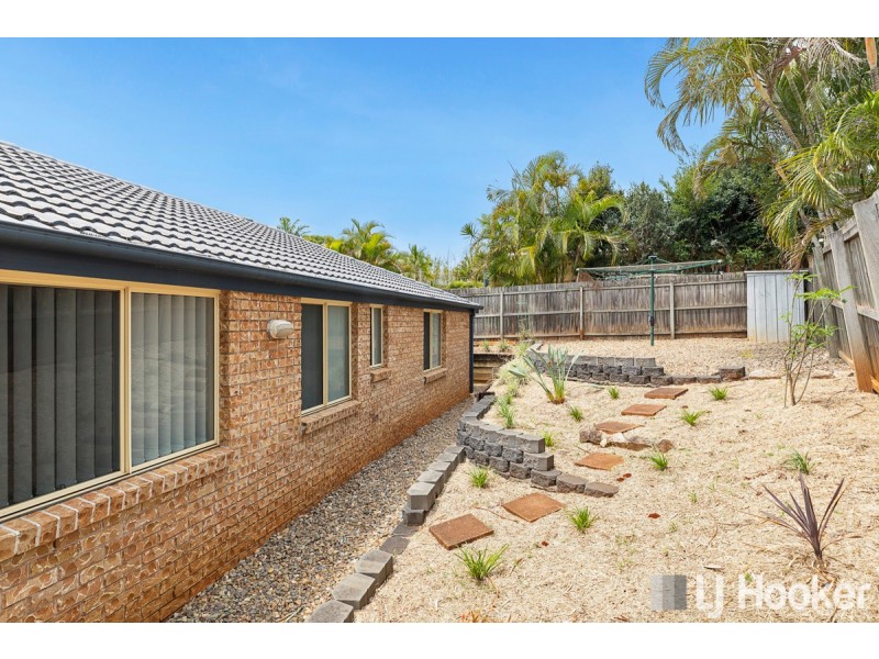 18 Roger Court, Redland Bay QLD 4165