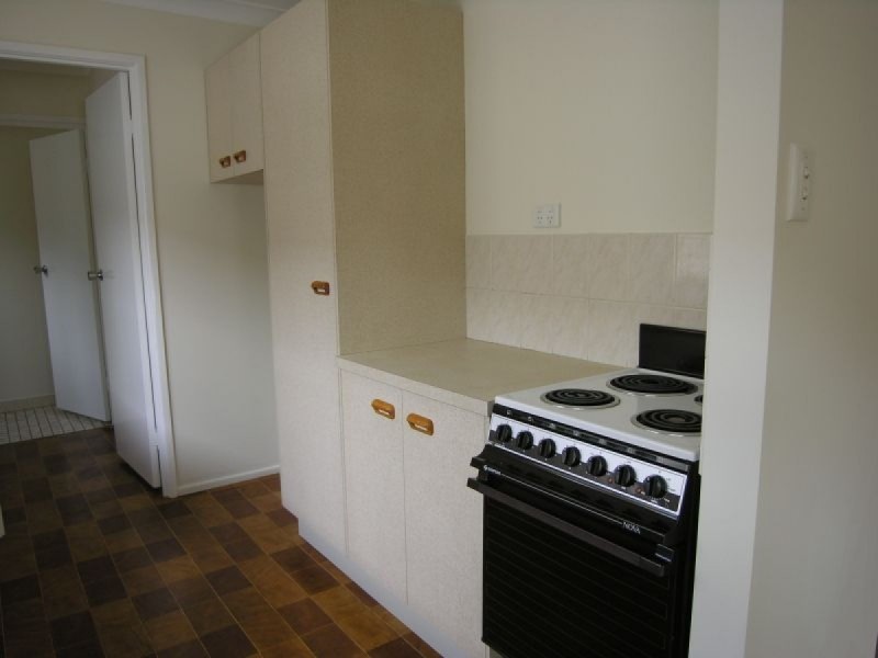 27 Myra Street, Birkdale QLD 4159