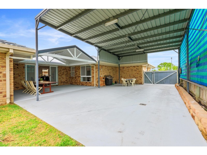 33 Gardenia Drive, Birkdale QLD 4159