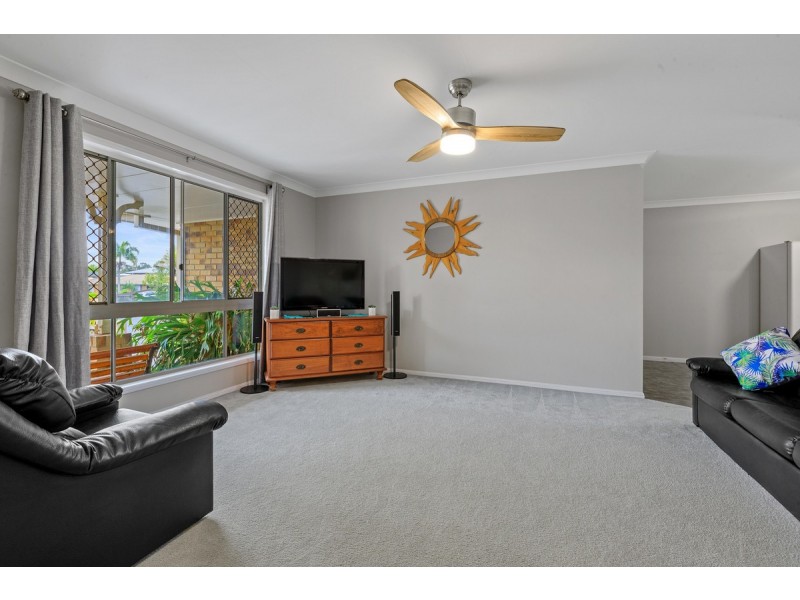 33 Gardenia Drive, Birkdale QLD 4159