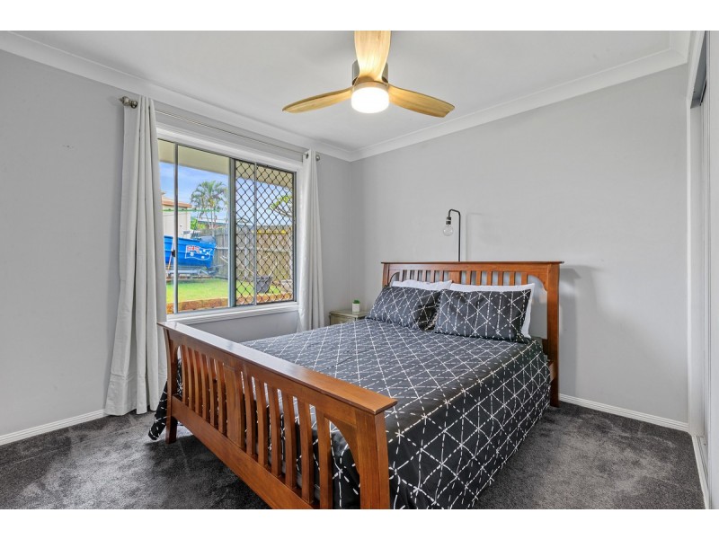 33 Gardenia Drive, Birkdale QLD 4159