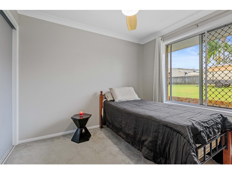 33 Gardenia Drive, Birkdale QLD 4159