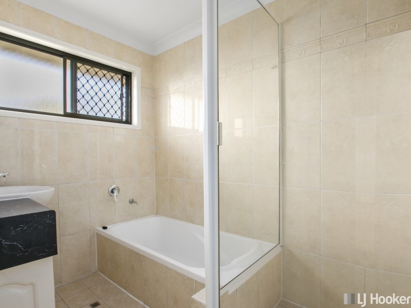 101 Bainbridge Street West, Ormiston QLD 4160