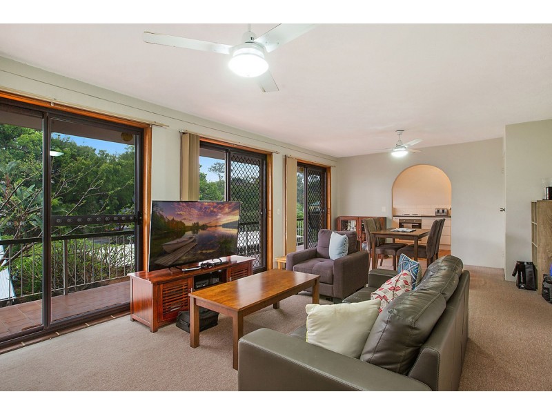 2/10 Lucinda Street, Taringa QLD 4068