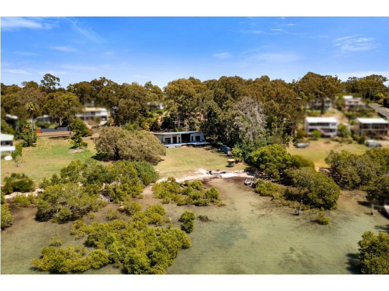 51 Beelong Street, Macleay Island QLD 4184