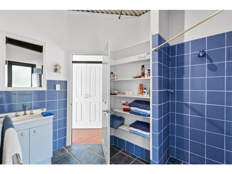 51 Beelong Street, Macleay Island QLD 4184