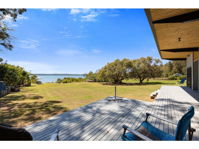 51 Beelong Street, Macleay Island QLD 4184