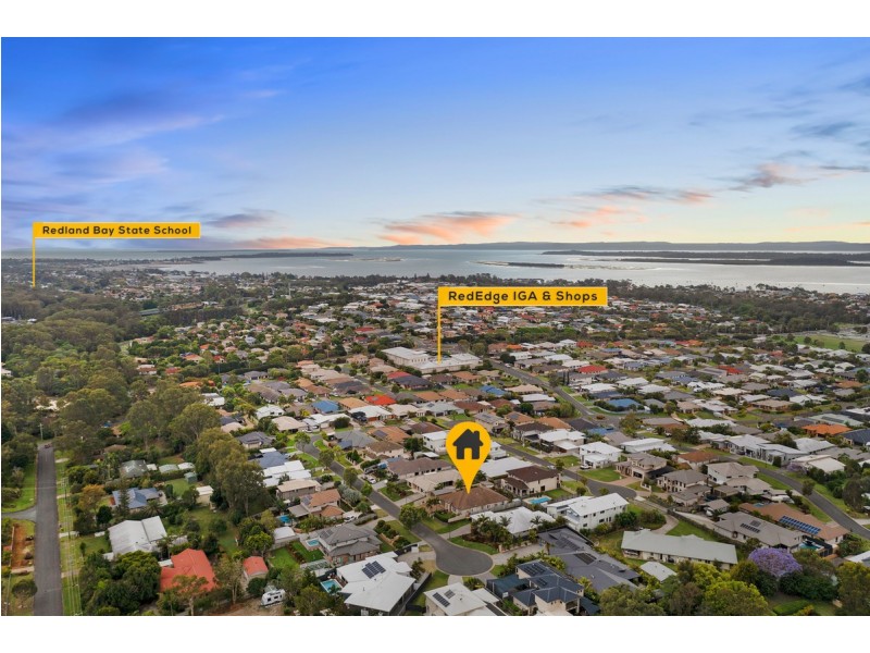 22 Magnetic Place, Redland Bay QLD 4165