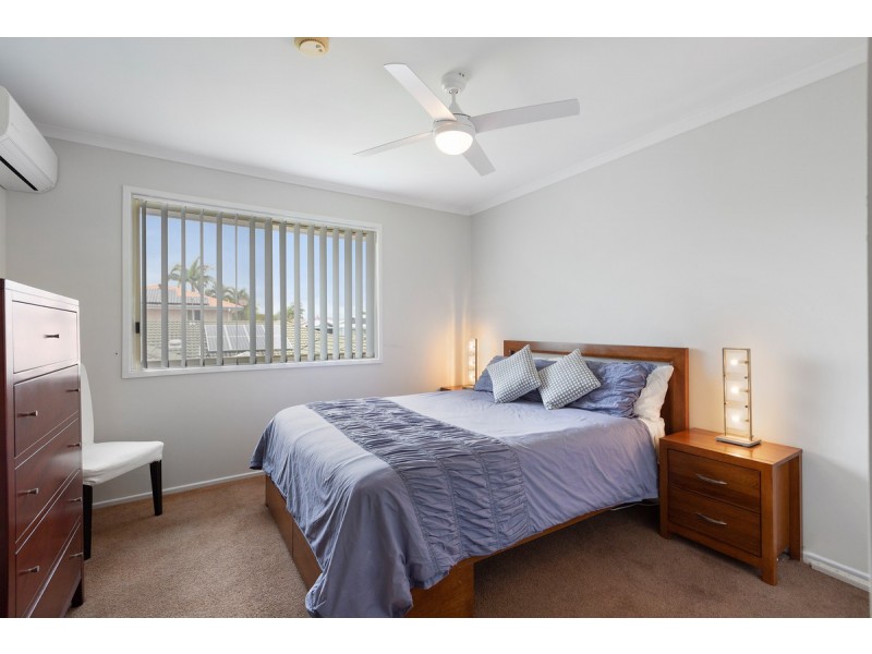2 Bartlett Terrace, Redland Bay QLD 4165