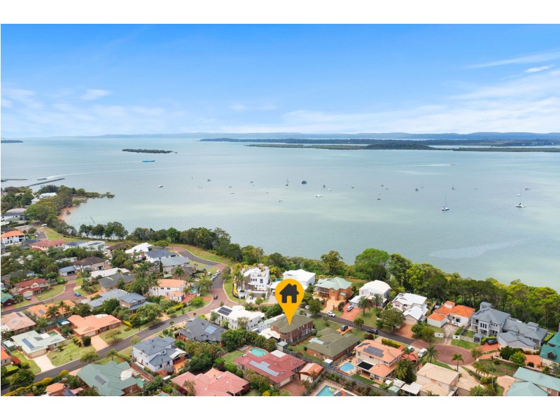 2 Bartlett Terrace, Redland Bay QLD 4165