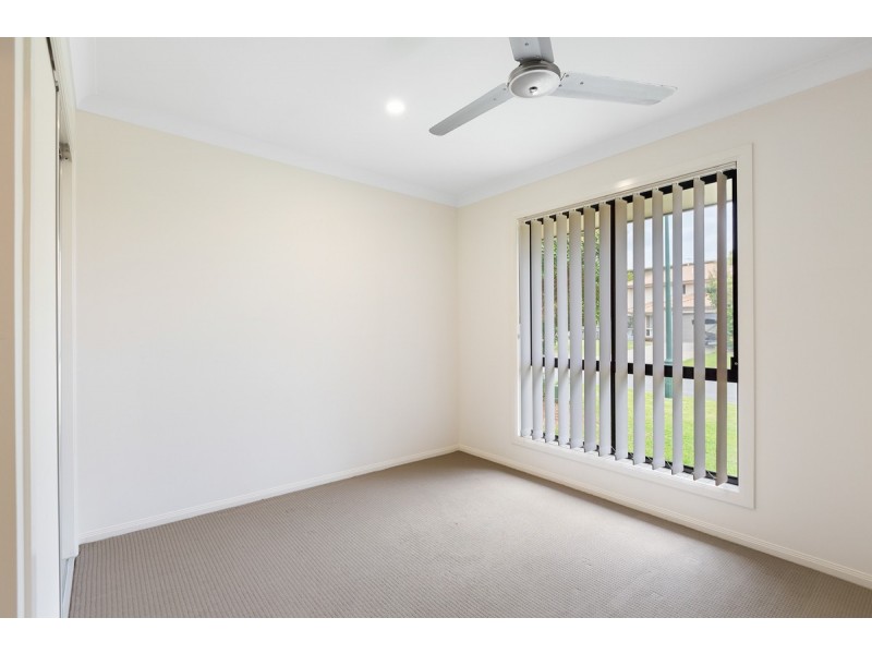 10 Lizard Place, Redland Bay QLD 4165