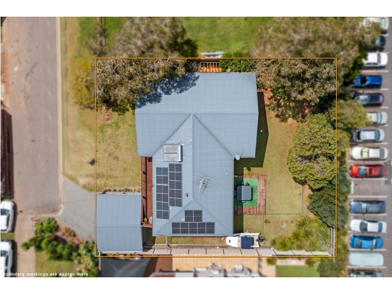 9 Auster Street, Redland Bay QLD 4165