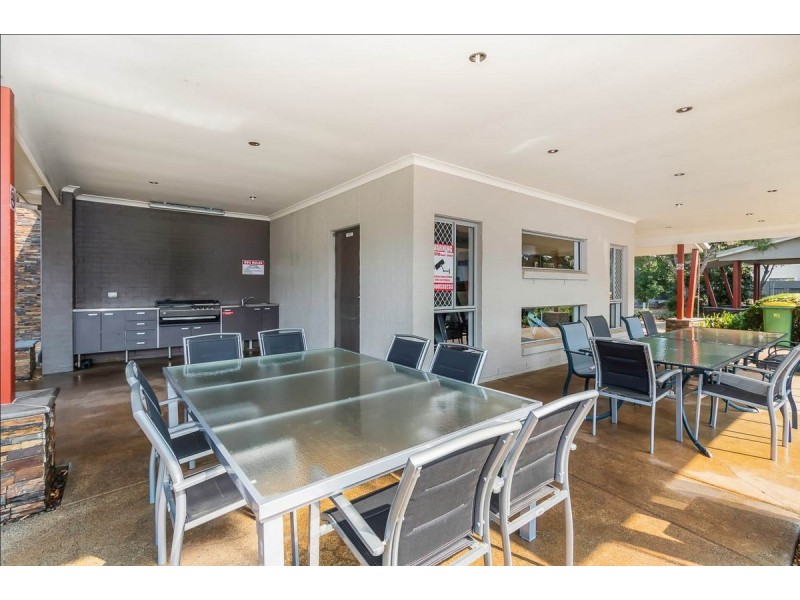 18 Keswick Place, Redland Bay QLD 4165