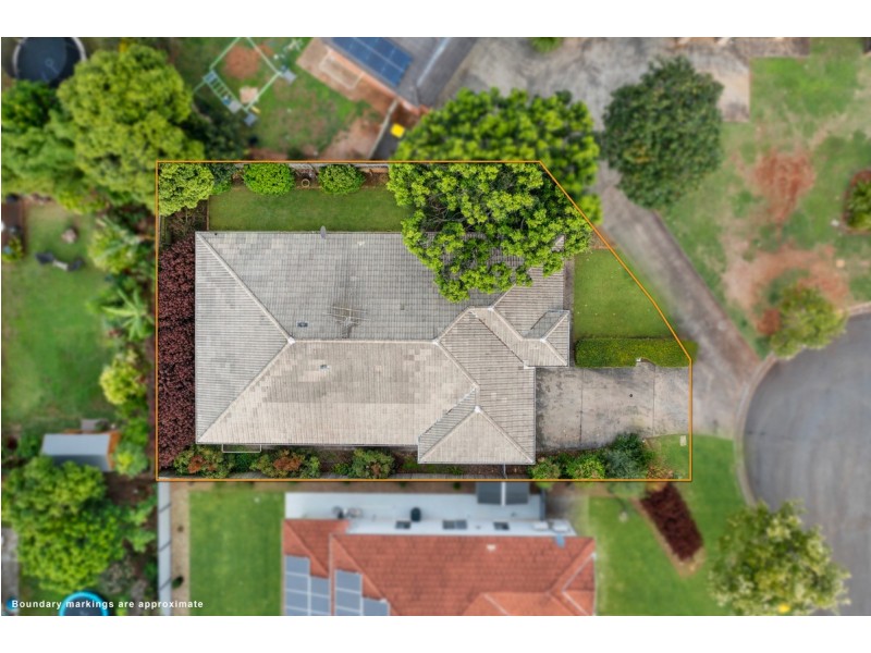 18 Keswick Place, Redland Bay QLD 4165