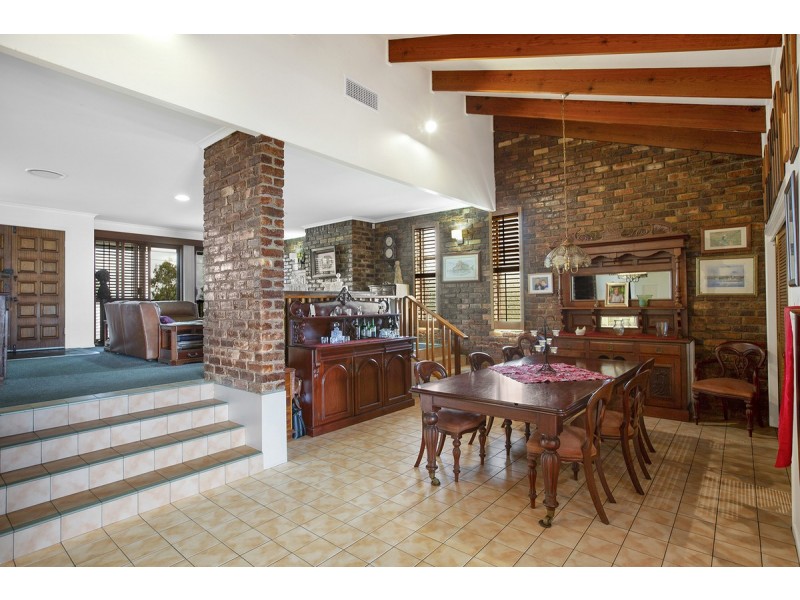 119 Shore Street North, Cleveland QLD 4163