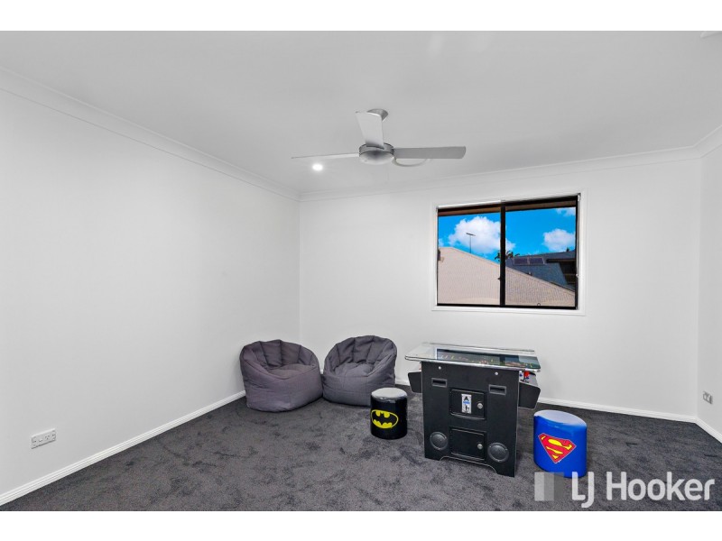 24 Penzance Drive, Redland Bay QLD 4165
