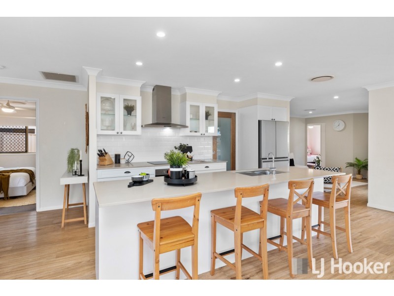 28 Birdwood Road, Birkdale QLD 4159