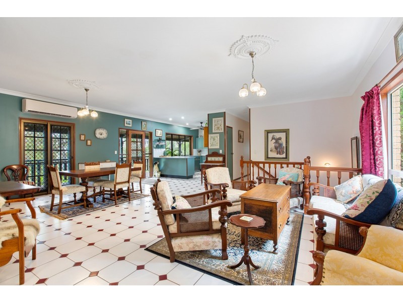 5-9 Weeroona Avenue, Macleay Island QLD 4184