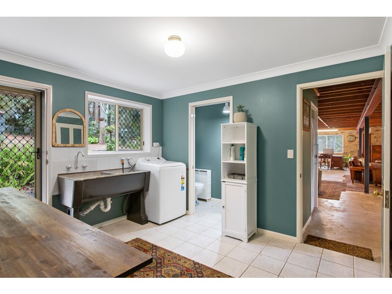 5-9 Weeroona Avenue, Macleay Island QLD 4184