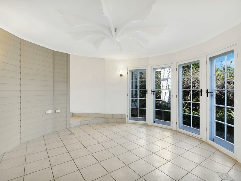 6 Tarcutta Street, Cleveland QLD 4163