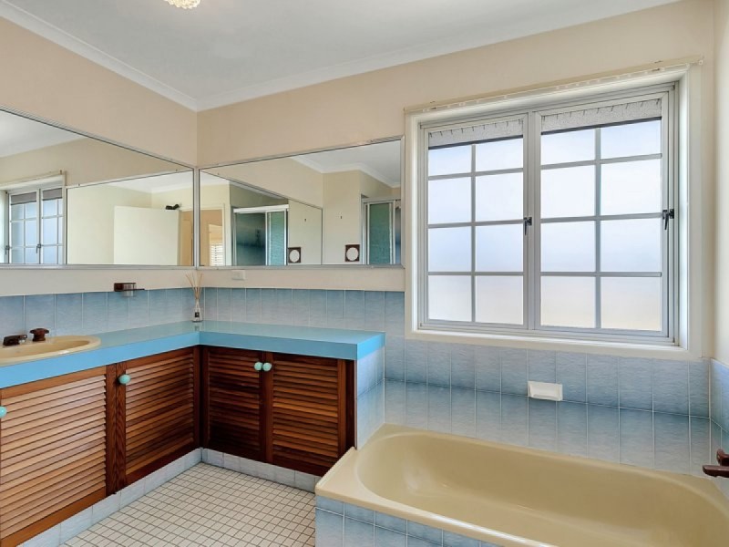 6 Tarcutta Street, Cleveland QLD 4163