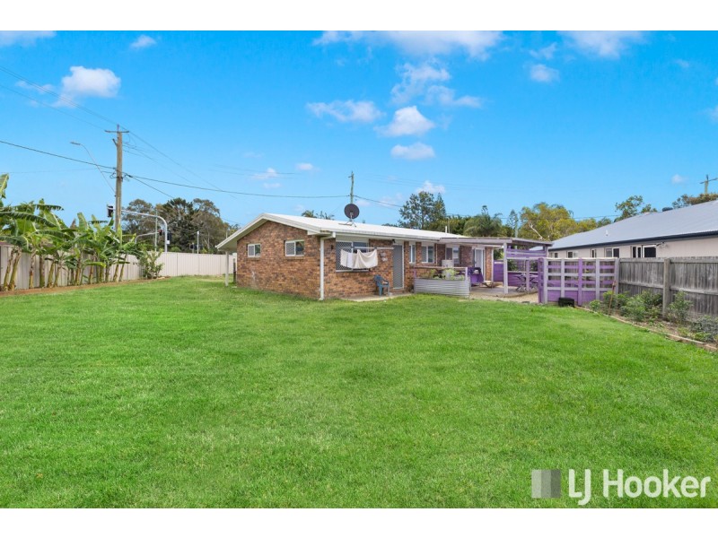 1 Anita Street, Redland Bay QLD 4165