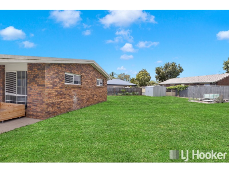 1 Anita Street, Redland Bay QLD 4165