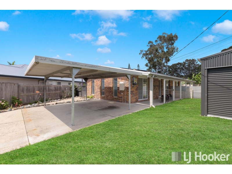 1 Anita Street, Redland Bay QLD 4165