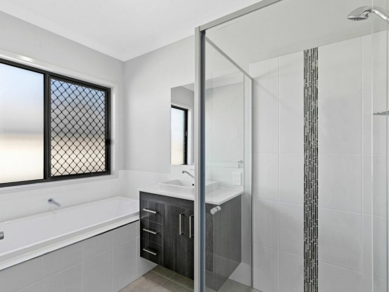 1A Tamarix Street, Alexandra Hills QLD 4161