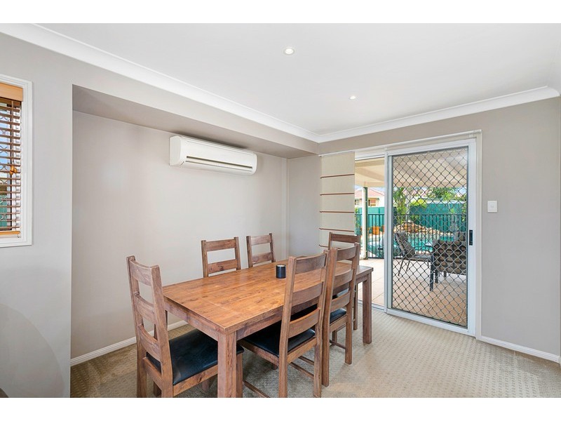 33 Seagull Street, Victoria Point QLD 4165