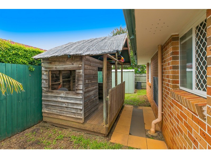 33 Seagull Street, Victoria Point QLD 4165