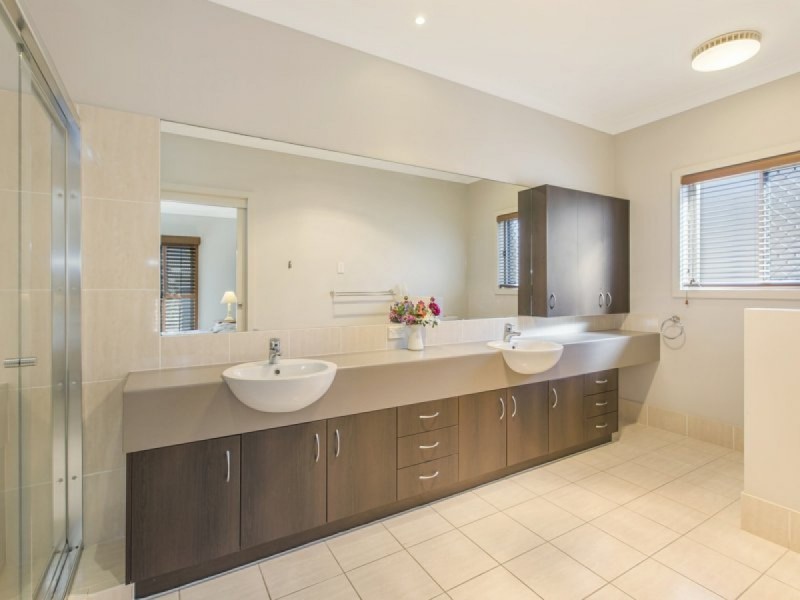 40 Manning Esplanade, Thornlands QLD 4164