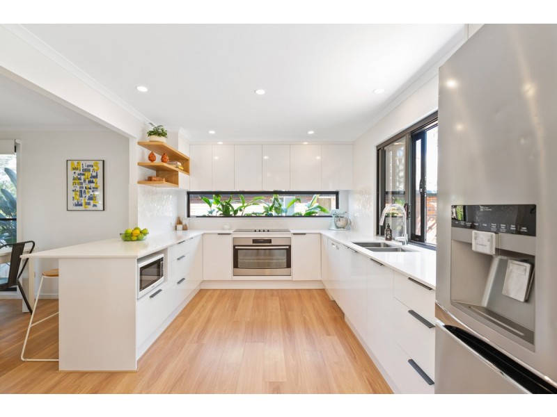 21 Warner Street, Wellington Point QLD 4160