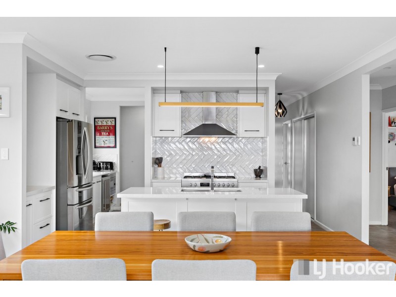 13 Leven Street, Thornlands QLD 4164