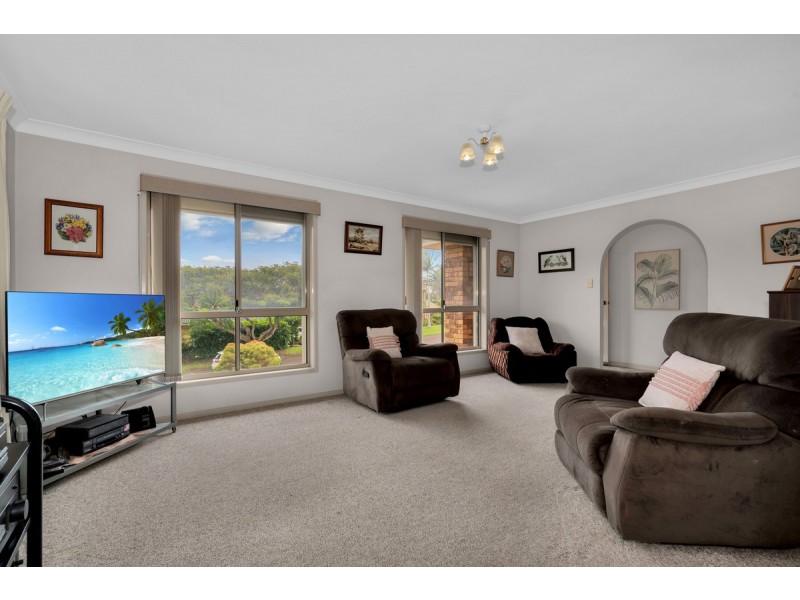 21 Spurs Drive, Wellington Point QLD 4160