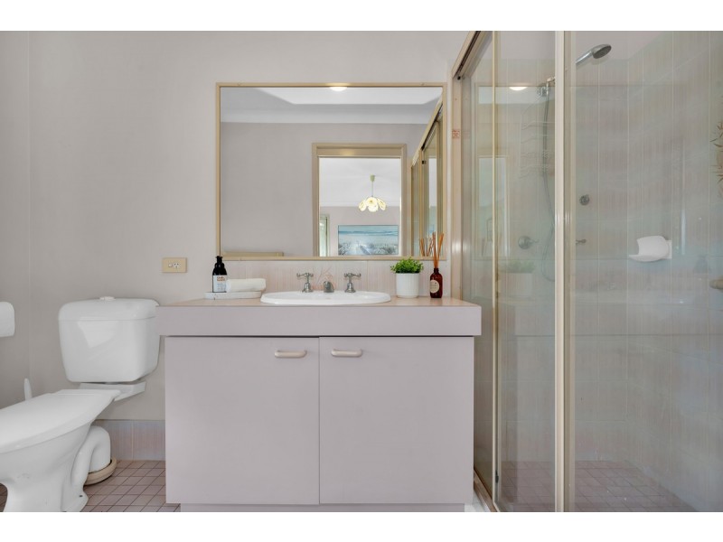 21 Spurs Drive, Wellington Point QLD 4160